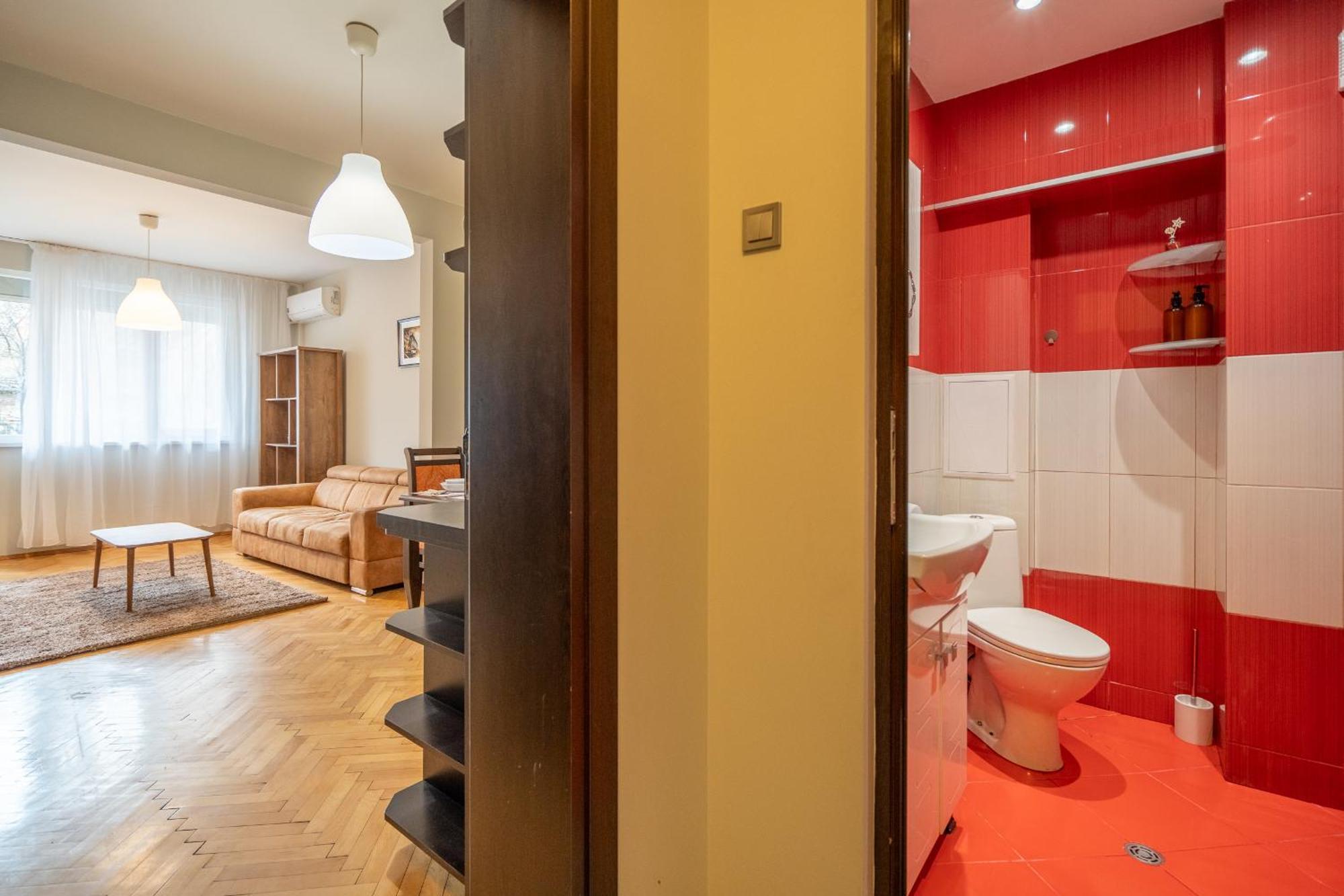 Pirotska 2-Bedroom 100M2 Apartment In Sofia Center Esterno foto