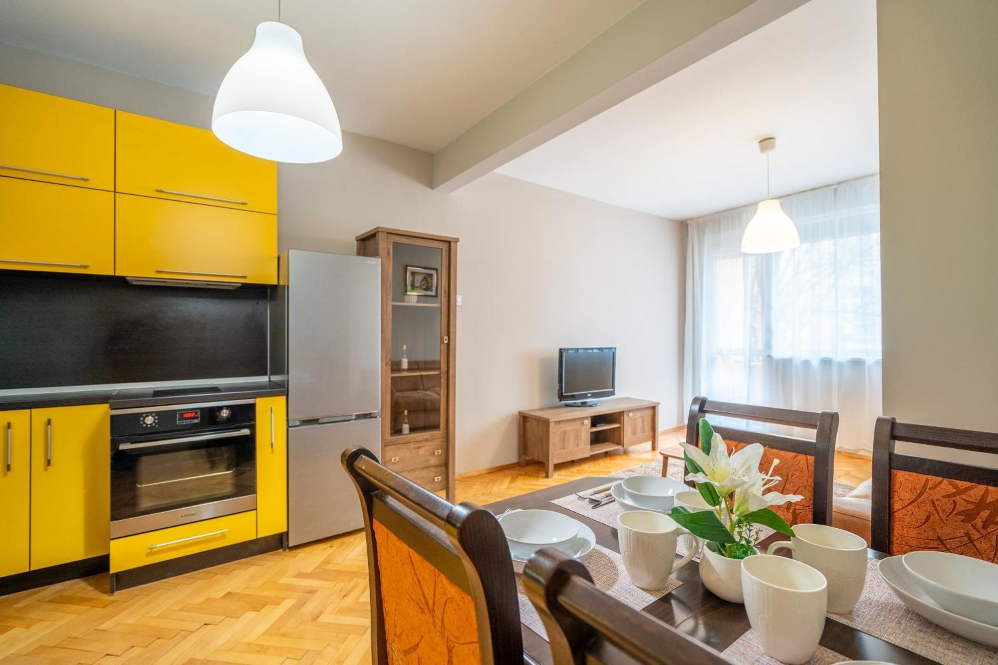 Pirotska 2-Bedroom 100M2 Apartment In Sofia Center Esterno foto